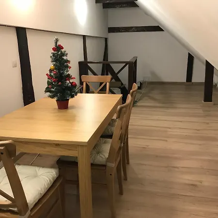 House 54 Konukevi 3*